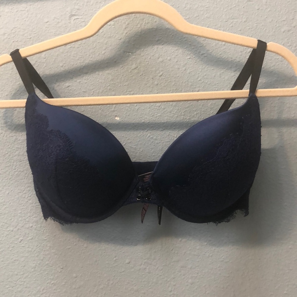 Victoria’s Secret push up bra